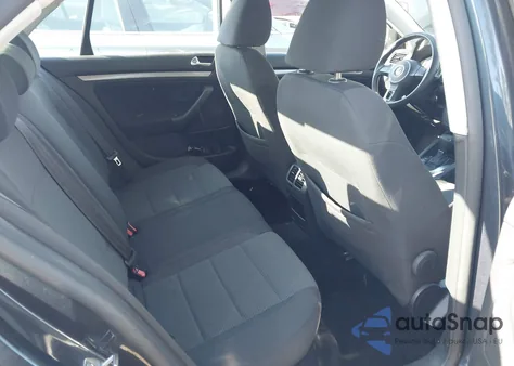 2010 Volkswagen Jetta S from USA, damaged, VIN 3VWJX7AJ2AM015269